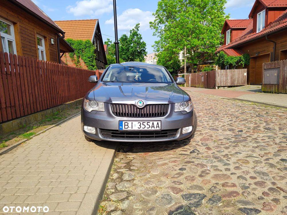 Skoda Superb 2.0 TDI 4x4 Elegance DSG - 1