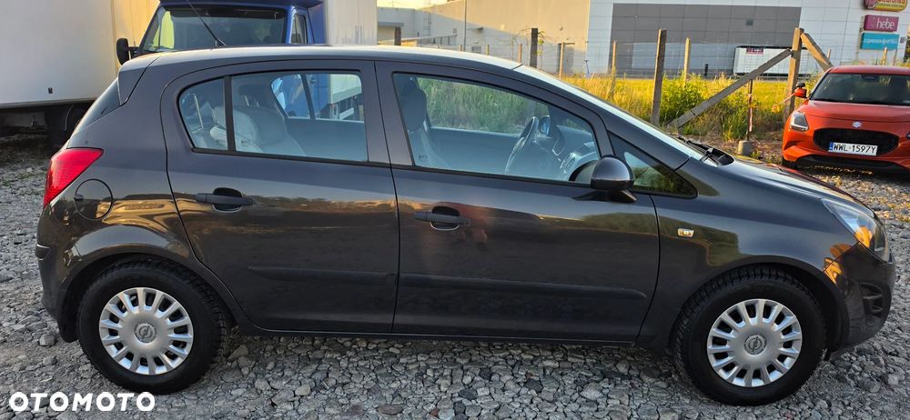 Opel Corsa 1.2 16V Edition / Active - 8