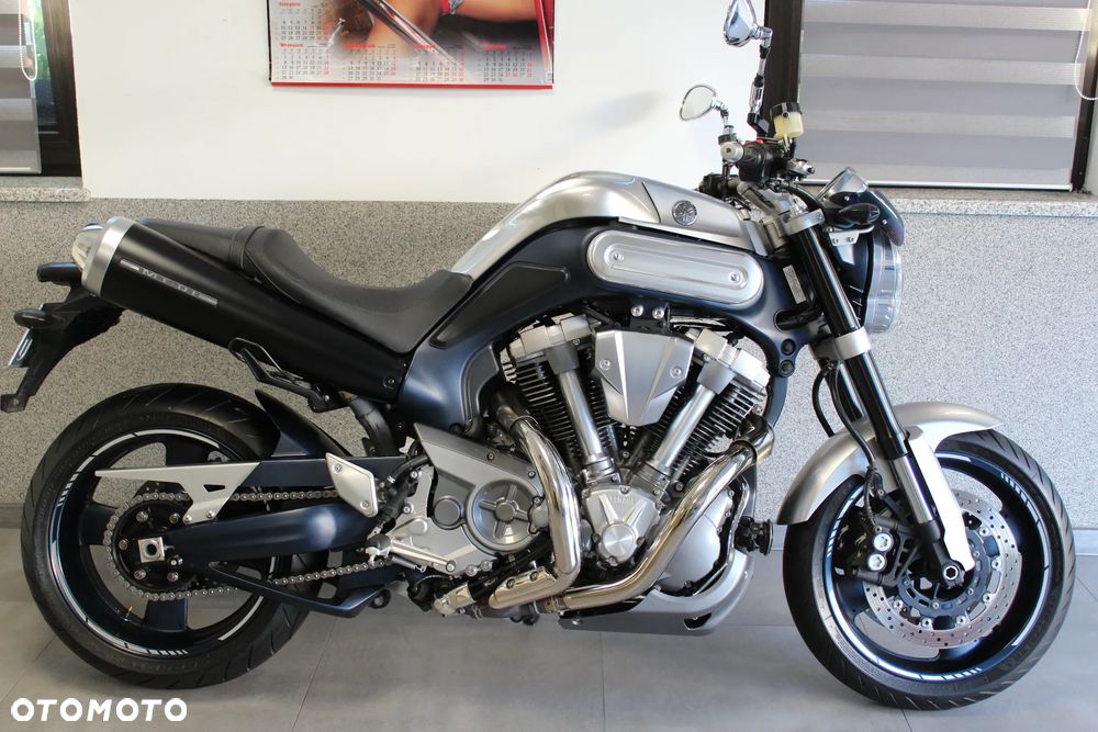 Yamaha MT - 2