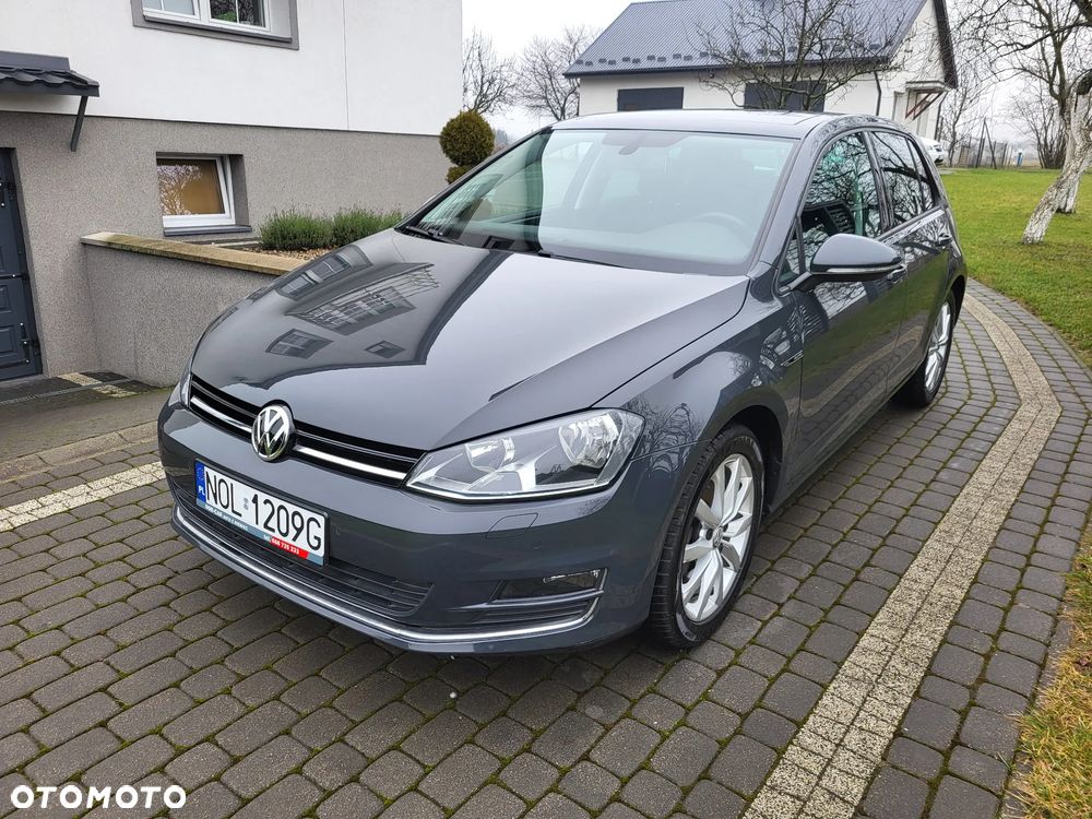 Volkswagen Golf 2.0 TDI BlueMotion Technology Lounge - 1