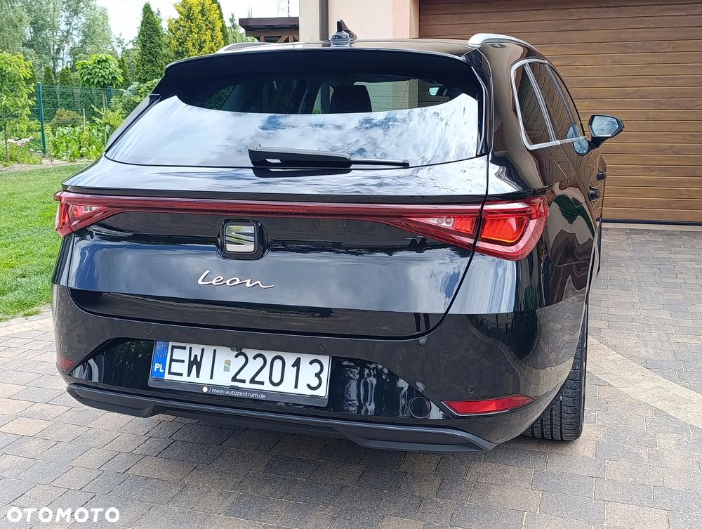 Seat Leon Sportstourer 2.0 TDI Xcellence S&S DSG - 10