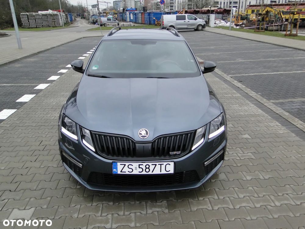 Skoda Octavia 2.0 TDI RS Challenge DSG - 4