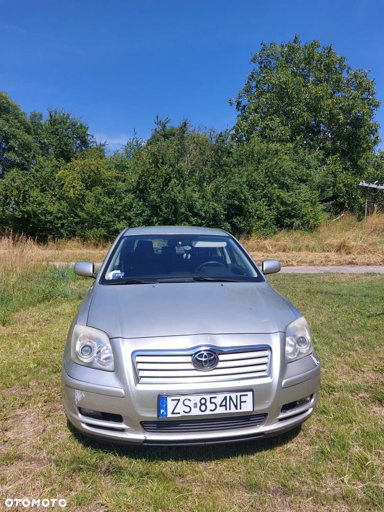 Toyota Avensis 2.0 VVT-i Sol - 3