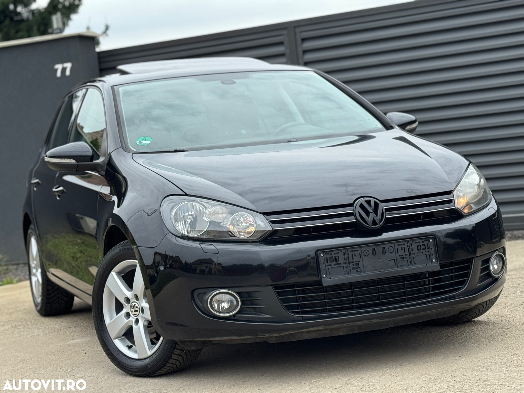 Volkswagen Golf - 32