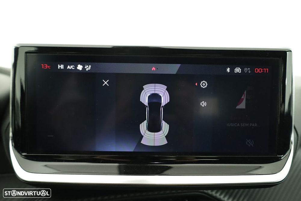 Peugeot 2008 1.2 PureTech Allure - 12