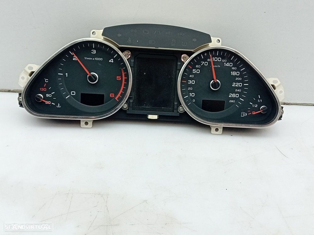 Quadrante / painel de instrumentos AUDI A6 Avant (4F5, C6) - 1