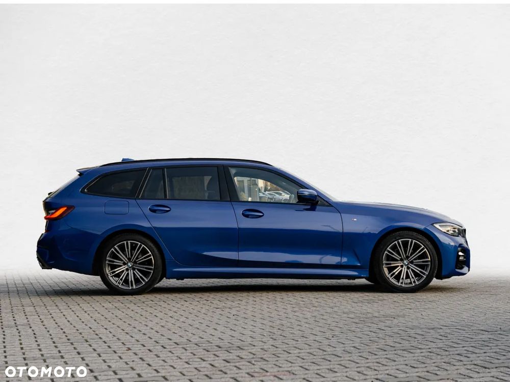 BMW Seria 3 320d xDrive - 3