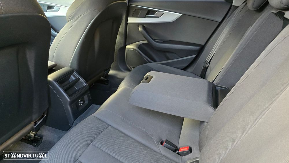 Audi A4 Avant 35 TDI S tronic - 51