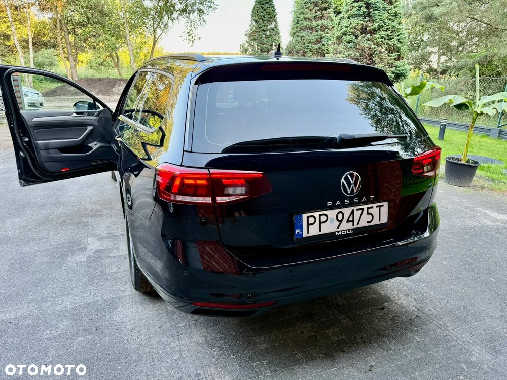 Volkswagen Passat - 17