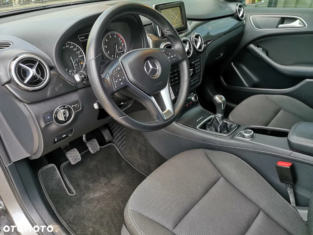 Mercedes-Benz Klasa B 180 (BlueEFFICIENCY) - 7