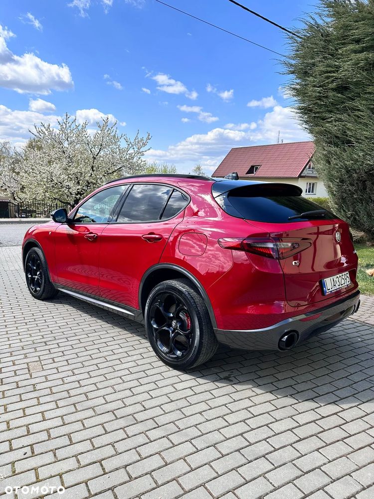 Alfa Romeo Stelvio 2.0 Turbo Veloce TI Q4 - 10