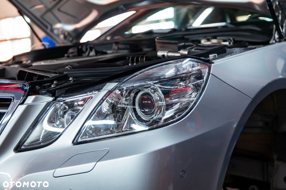 Mercedes-Benz Klasa E 500 Avantgarde - 10