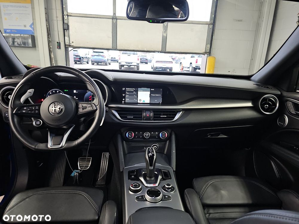 Alfa Romeo Stelvio 2.0 Turbo Veloce TI Q4 - 8