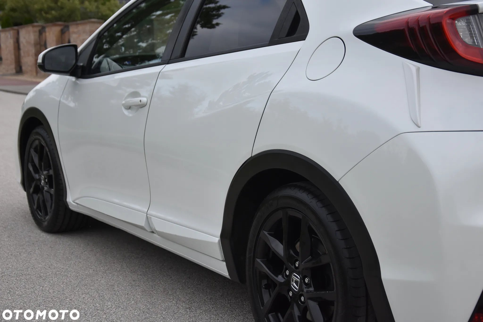 Honda Civic 1.8 i-VTEC Sport Black Edition - 21