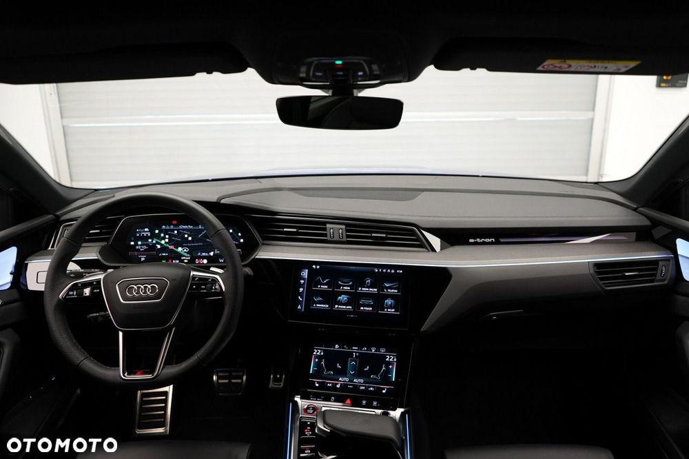 Audi SQ8 e-tron - 15