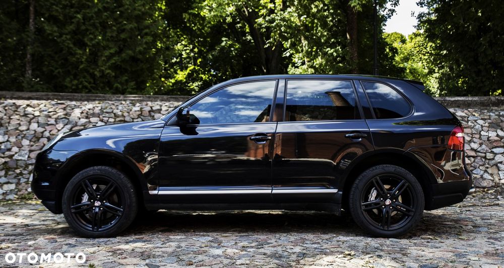 Porsche Cayenne - 5