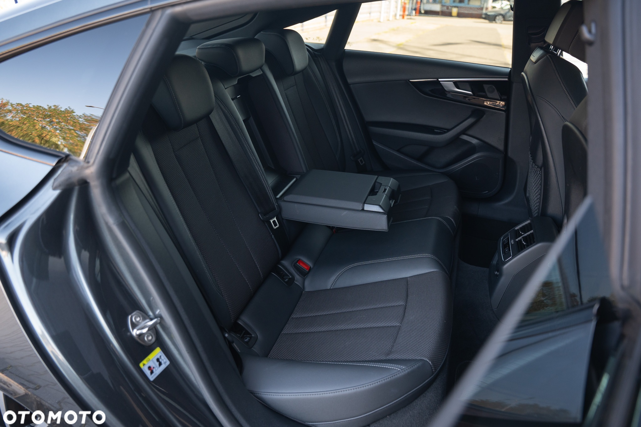 Audi A5 ver-coupe-35-tfsi-s-tronic-s-line - 36