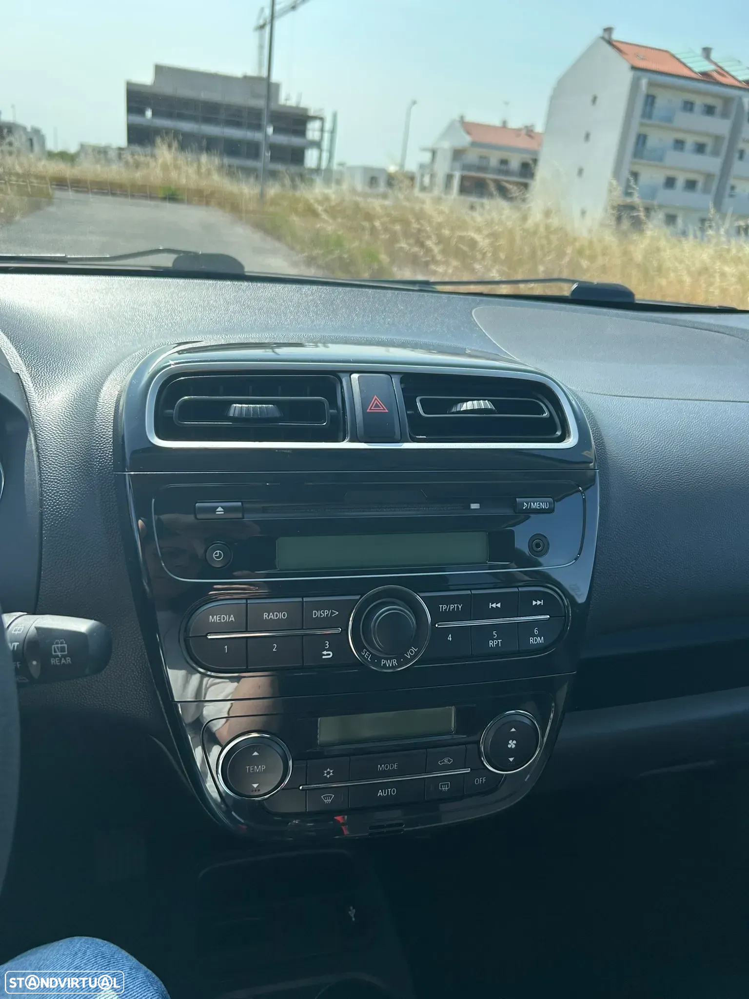 Mitsubishi Space Star 1.2 Intense Connect Edition - 10