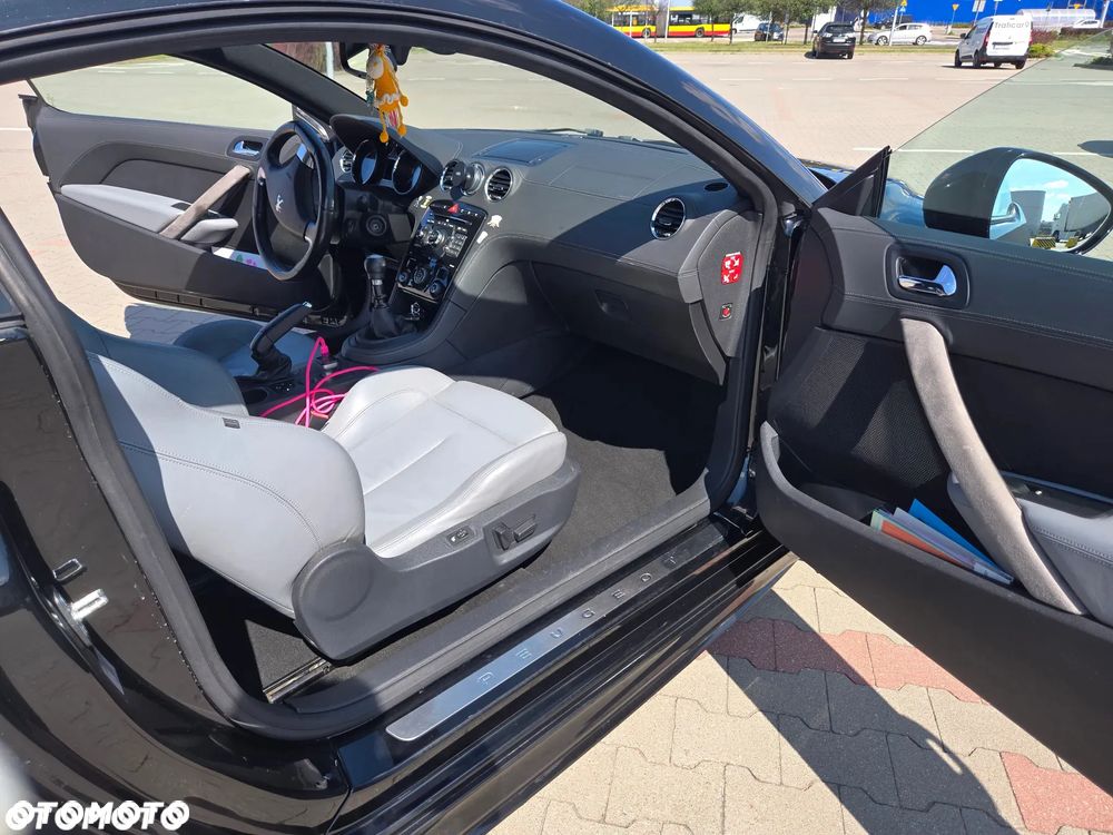 Peugeot RCZ - 7