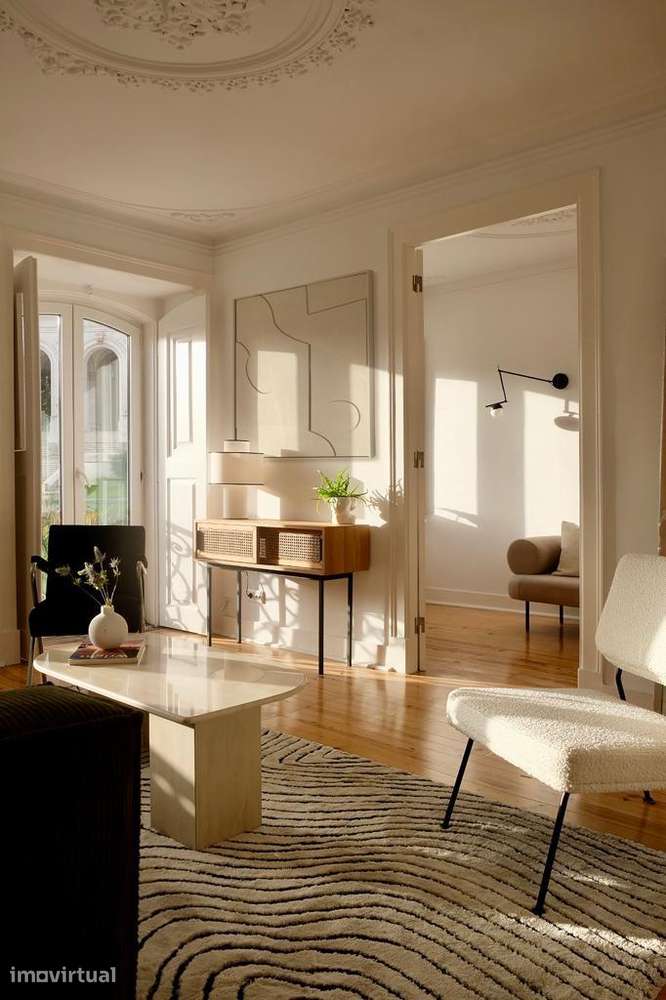 Apartamento T2 +1 com 2 casas de banho em Lisboa em São Bento