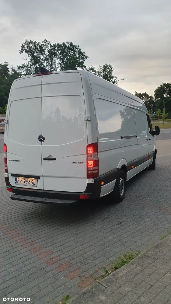 Mercedes-Benz SPRINTER - 7