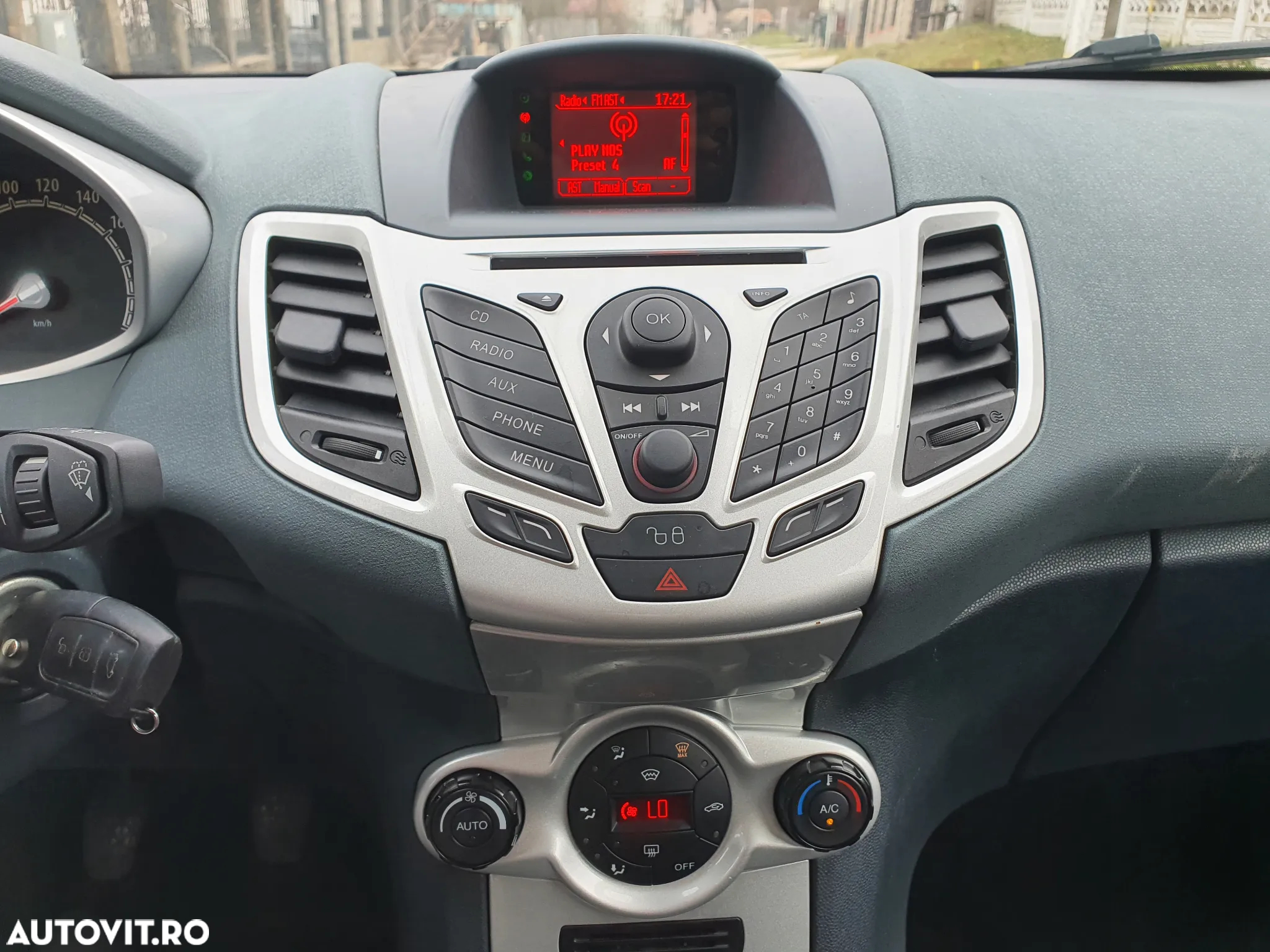 Ford Fiesta 1.6 TDCi DPF Titanium - 15
