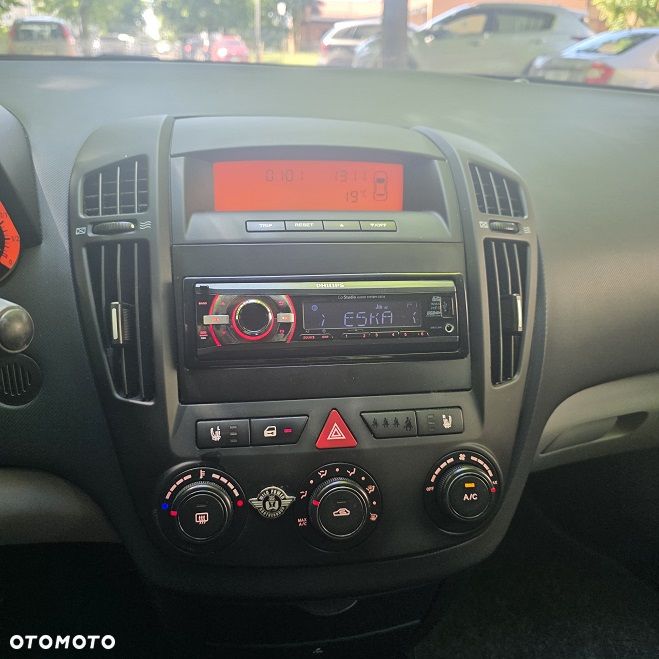 Kia Ceed 1.6 Comfort + - 15