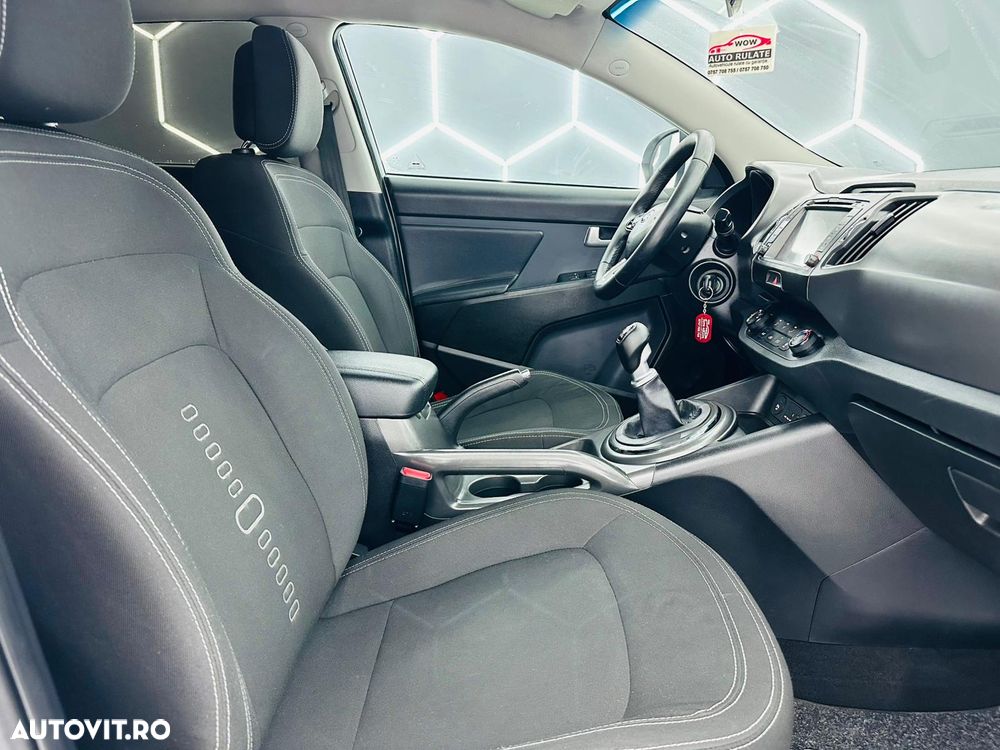 Kia Sportage 1.7 CRDI 2WD ISG Vision - 17