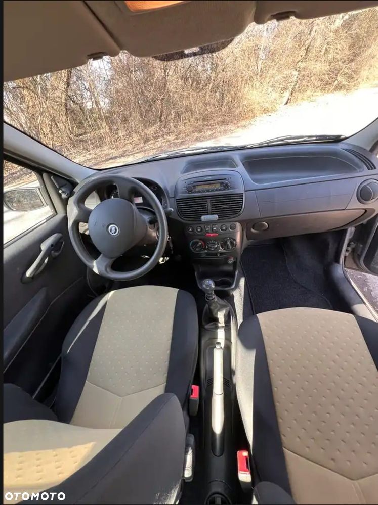 Fiat Punto - 11