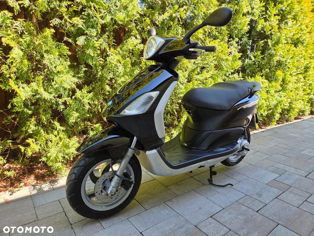 Piaggio FLY - 4