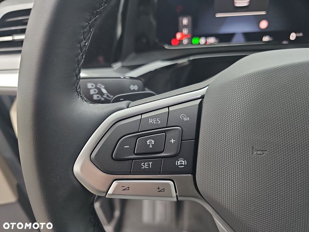 Volkswagen Multivan 1.5 TSI L2 Life DSG - 22