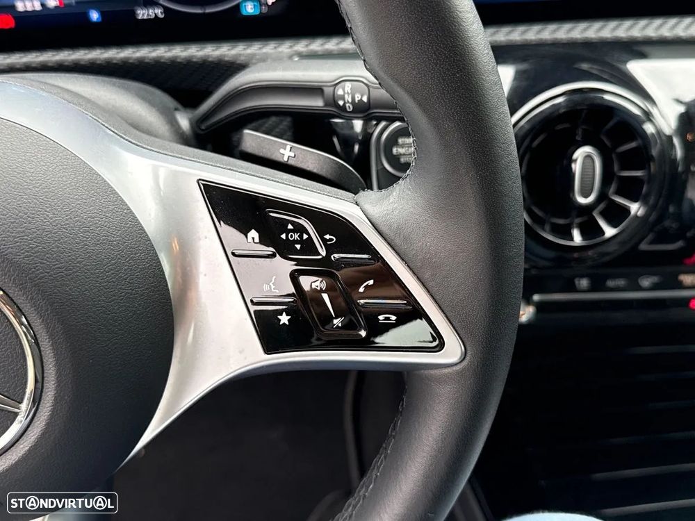 Mercedes-Benz A 200 Standard - 26