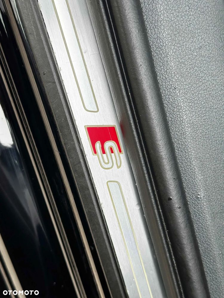 Audi A4 Limousine - 22