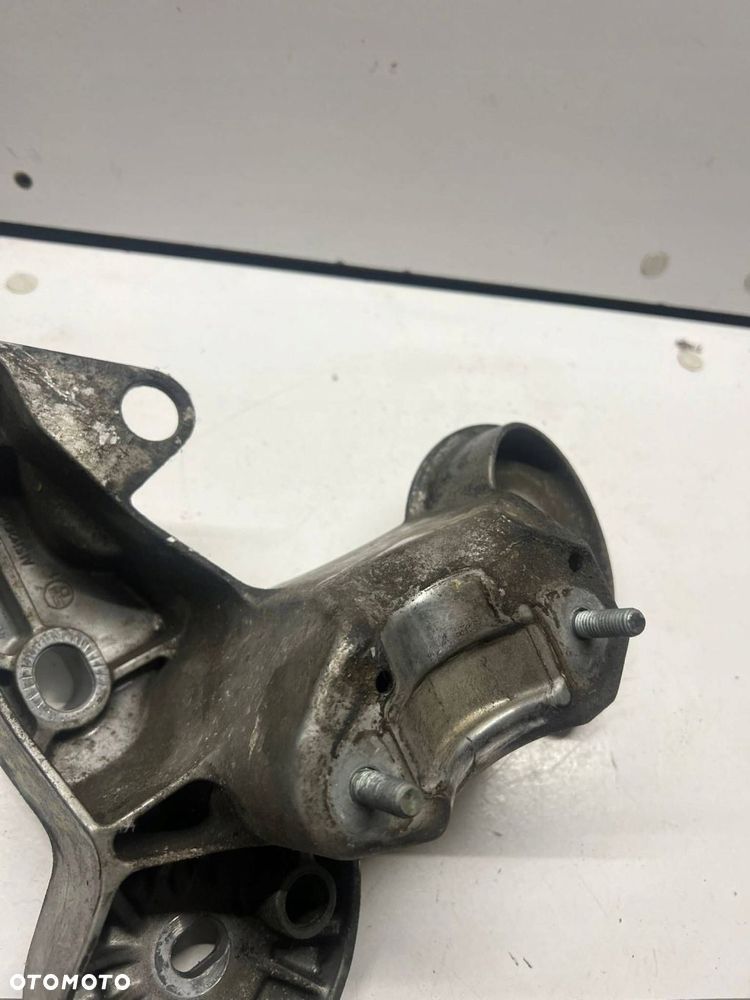 4F0 199 351 J Łapa silnika 4.2 TFSI Audi A6 S6 C6 4F PRZÓD LEWY - 2