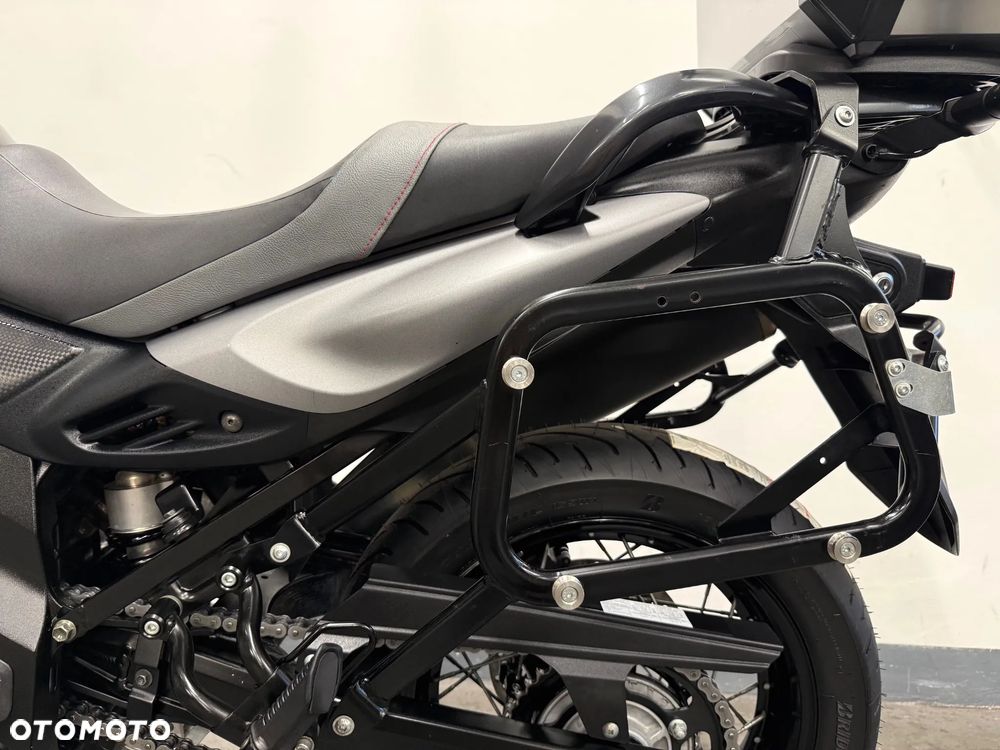 Suzuki V-STROM - 28