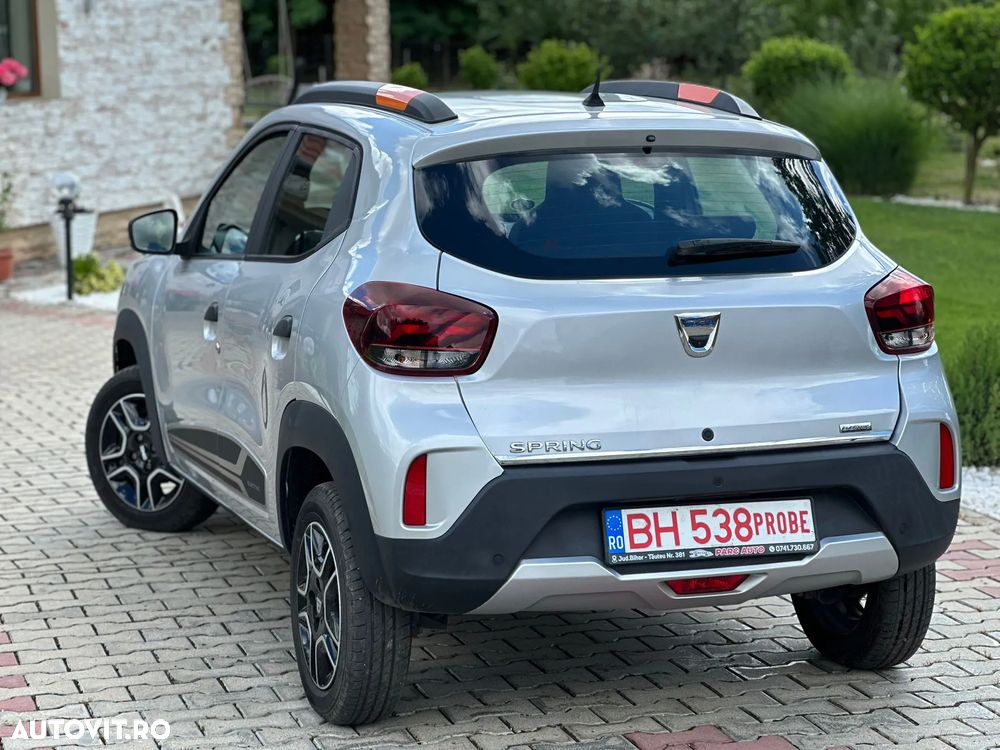 Dacia Spring Essential - 4