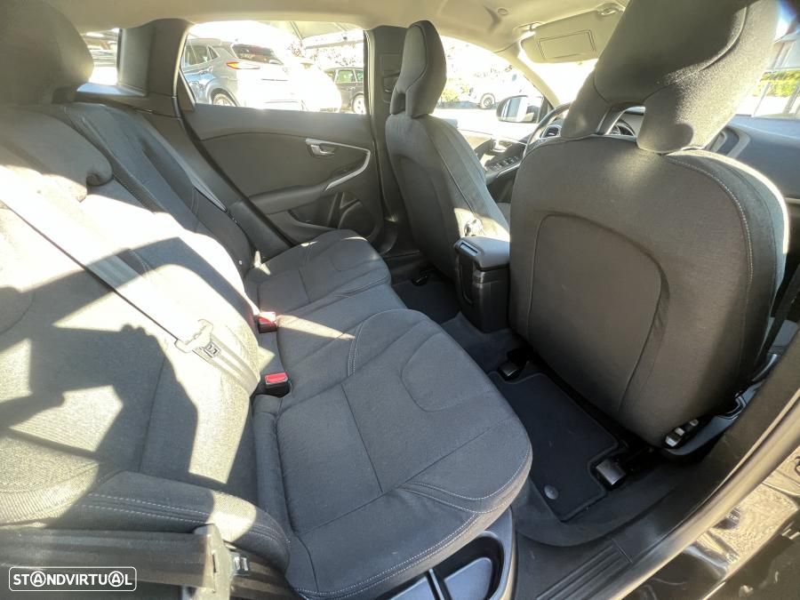 Volvo V40 2.0 D2 Kinetic - 18