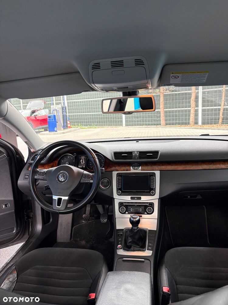 Volkswagen Passat 1.8 TSI Highline - 10