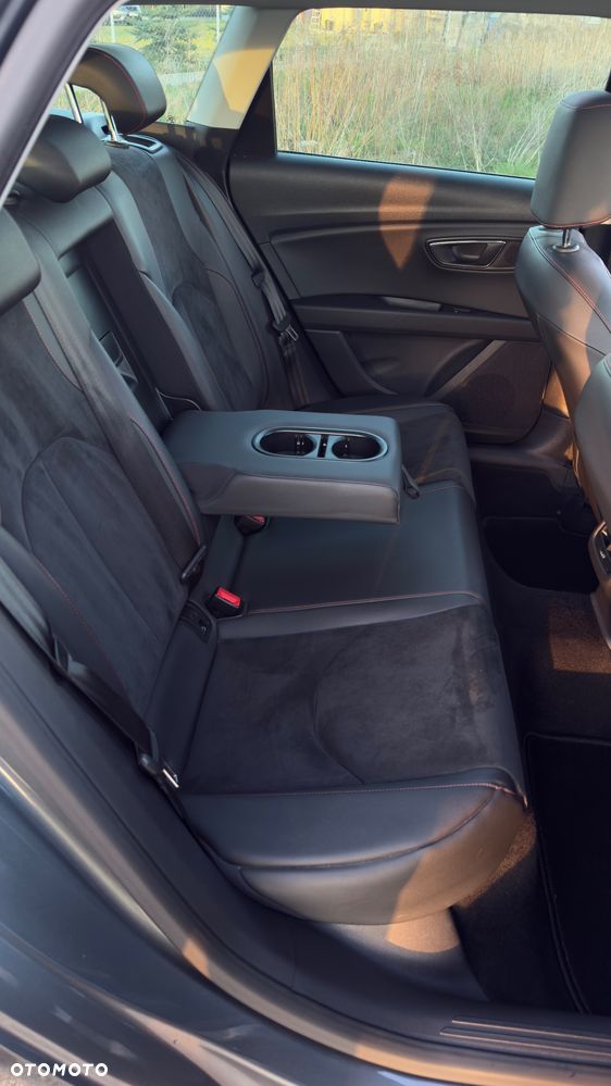 Seat Leon 2.0 TDI DPF Start&Stop DSG FR - 25