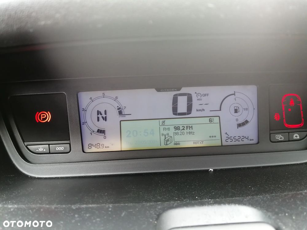 Citroën C4 Picasso 2.0 16V EGS6 Style - 5