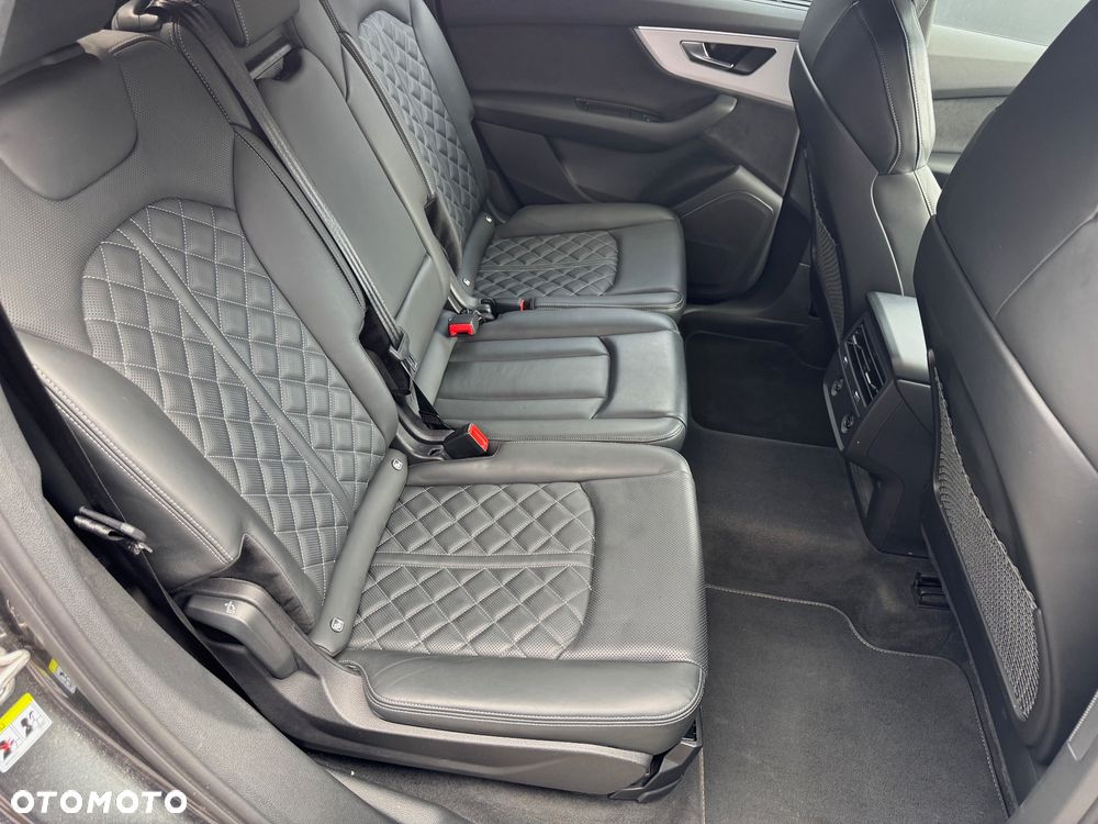 Audi Q7 50 TDI mHEV Quattro S Line Tiptr - 16
