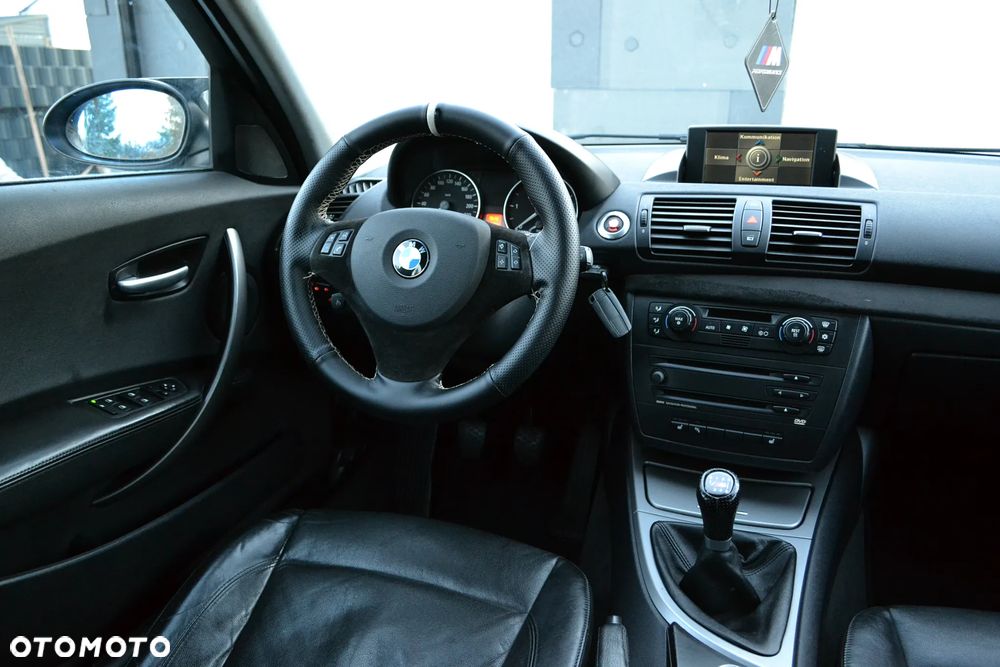 BMW Seria 1 120d DPF - 8