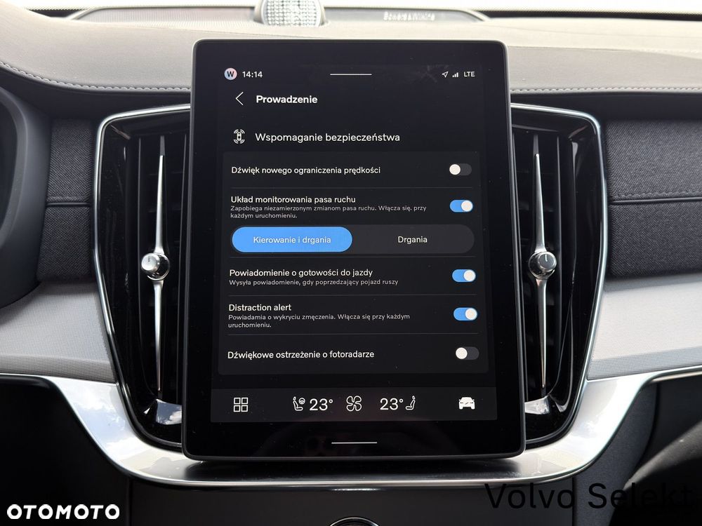 Volvo XC 90 - 31