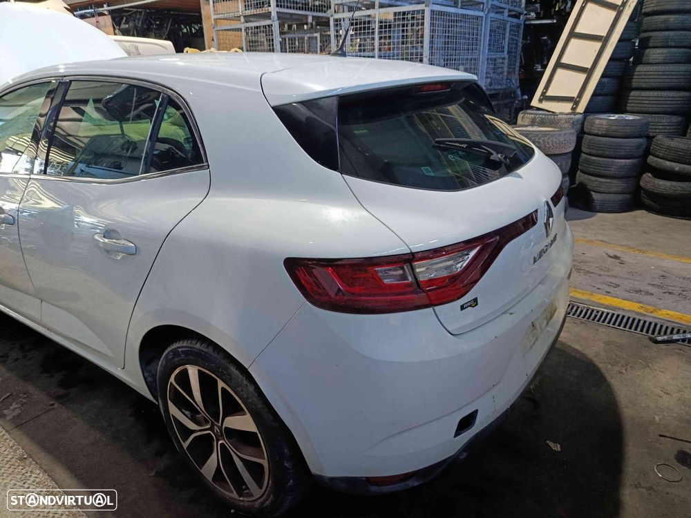 Carro MOT: H5H470 RENAULT MEGANE 4 2018 1.3 Tce 116CV 5P BRANCO GASOLINA - 5