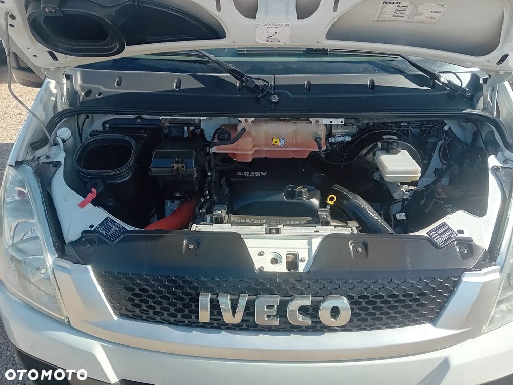 Iveco Daily Brygadówka Doka - 21