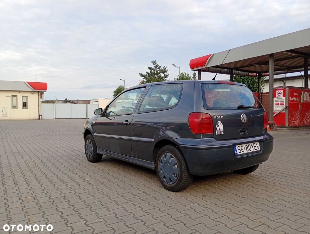 Volkswagen Polo - 4
