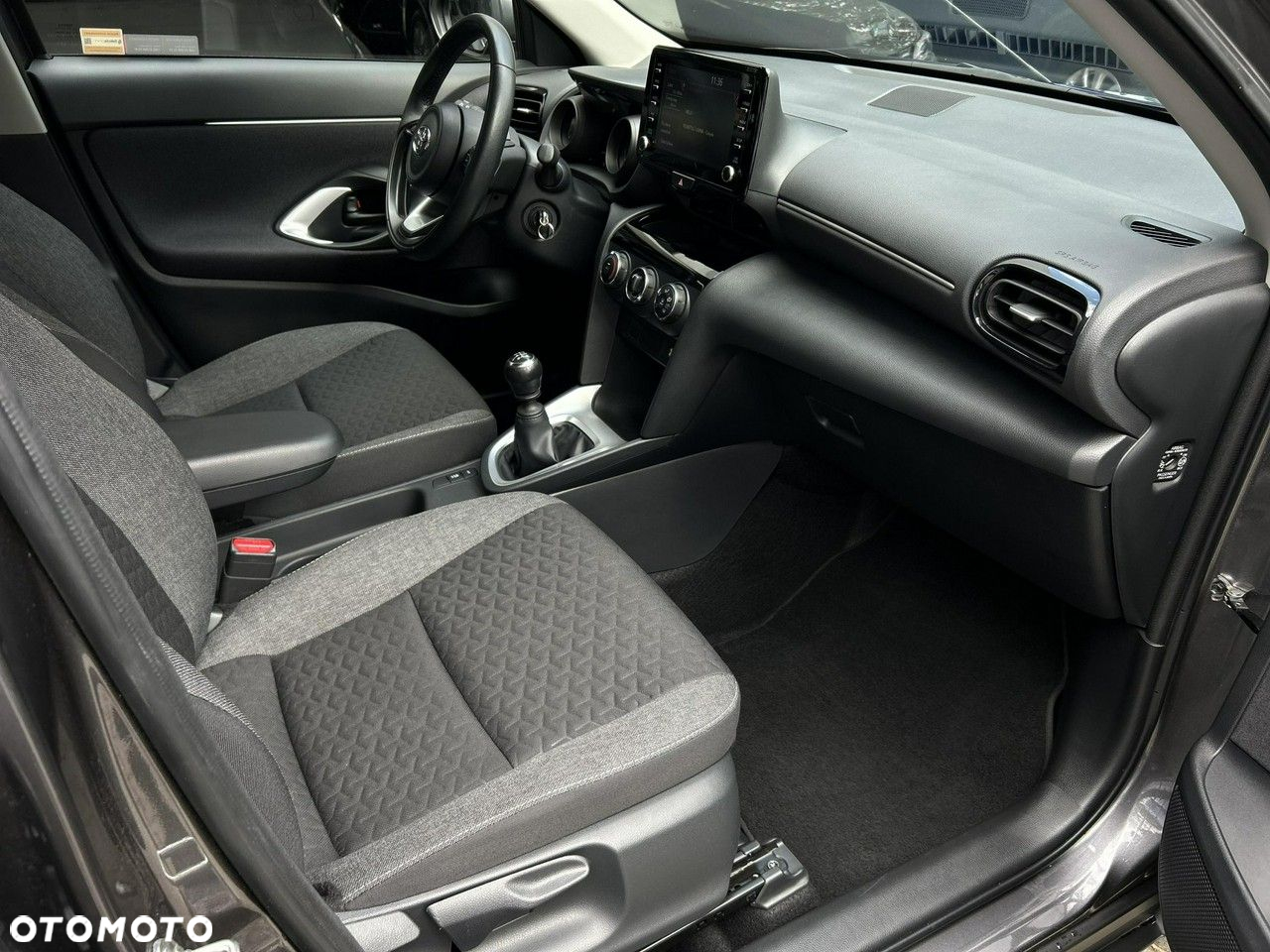 Toyota Yaris Cross - 14