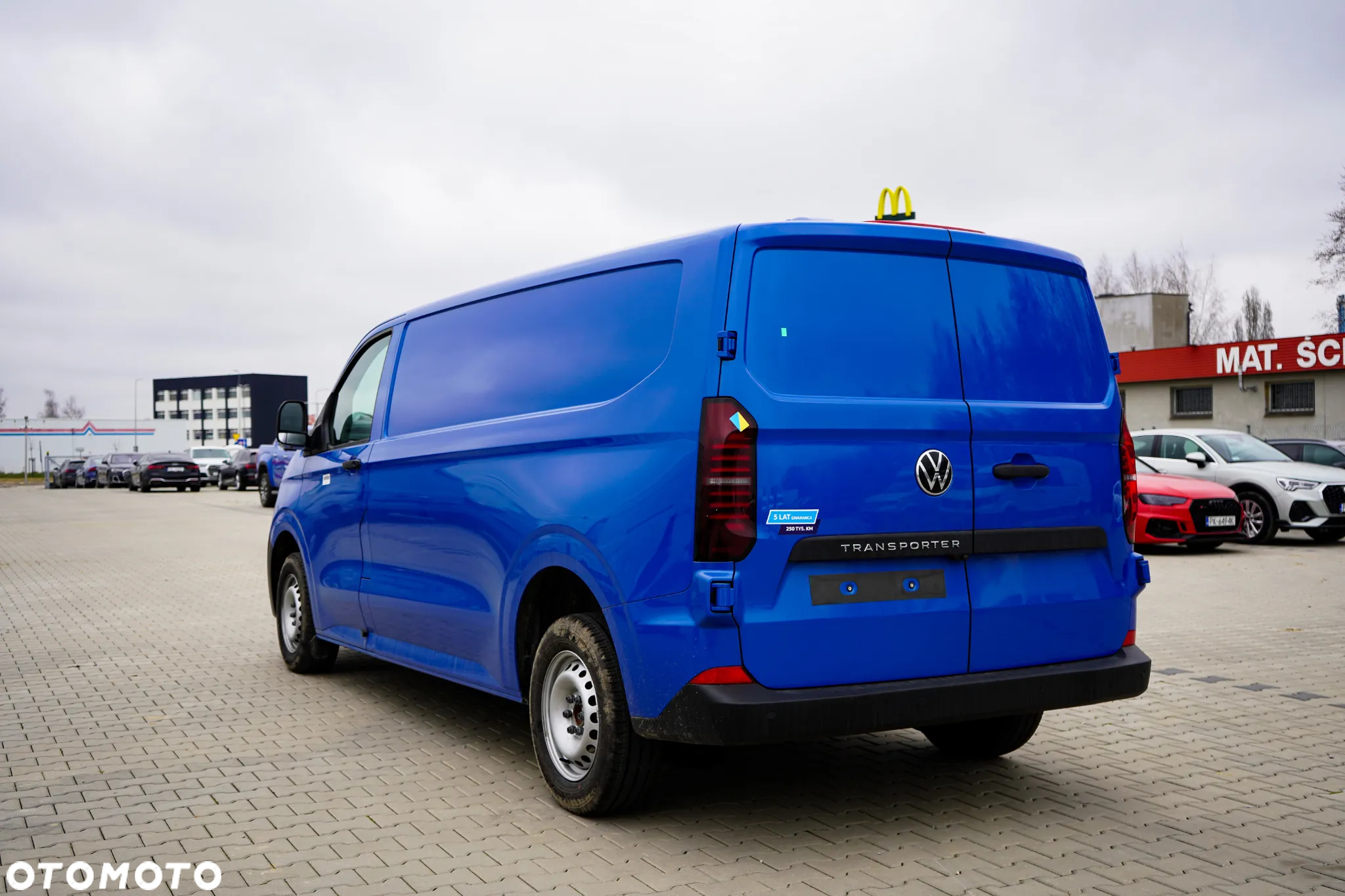 Volkswagen T7 Transporter - 20
