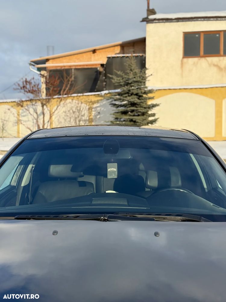 BMW Seria 5 520i Aut. Edition Exclusive - 13