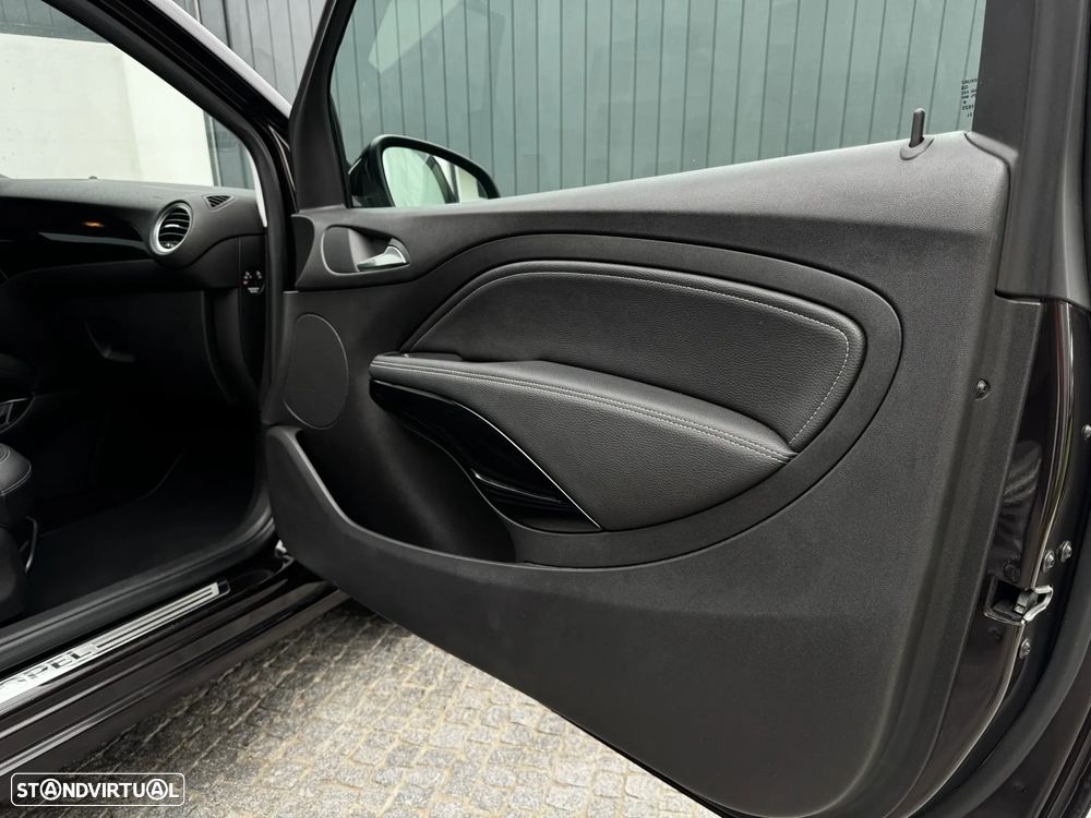 Opel Adam 1.2 Glam - 9
